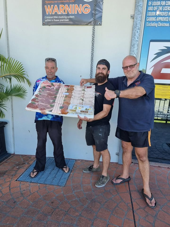 Featured image for “Weekly Meat Tray Raffle at Eagle Tavern”